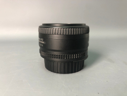 Nikon 50mm f/1.8D AF Nikkor.