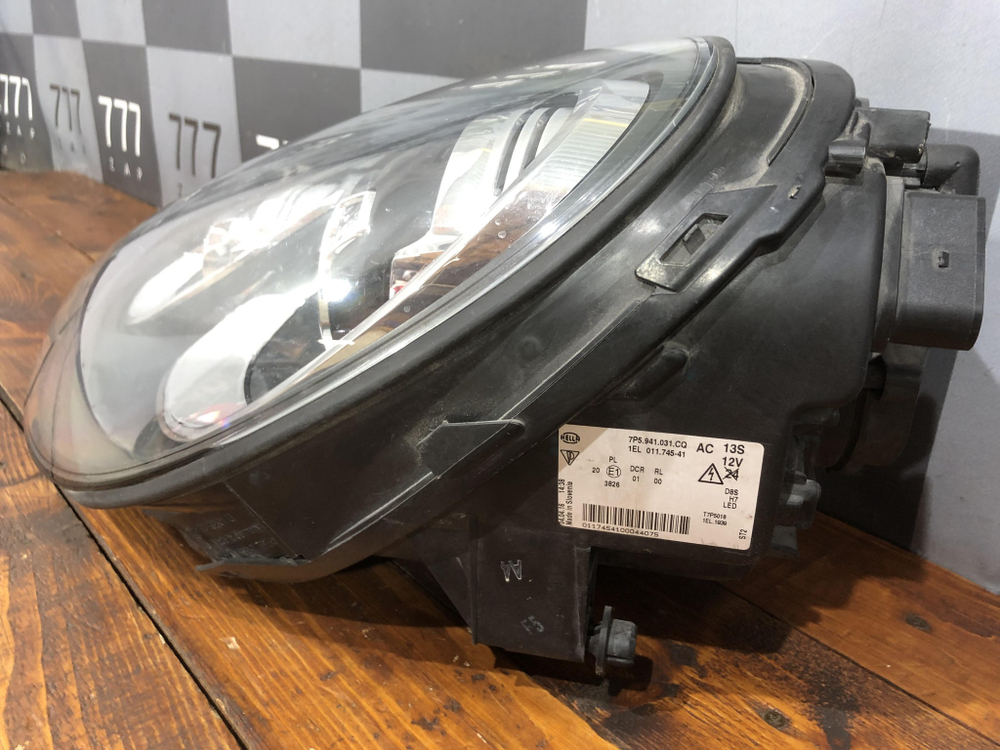 Фара левая Porsche Cayenne 2 (958) Оригинал целая 7p5941031cq