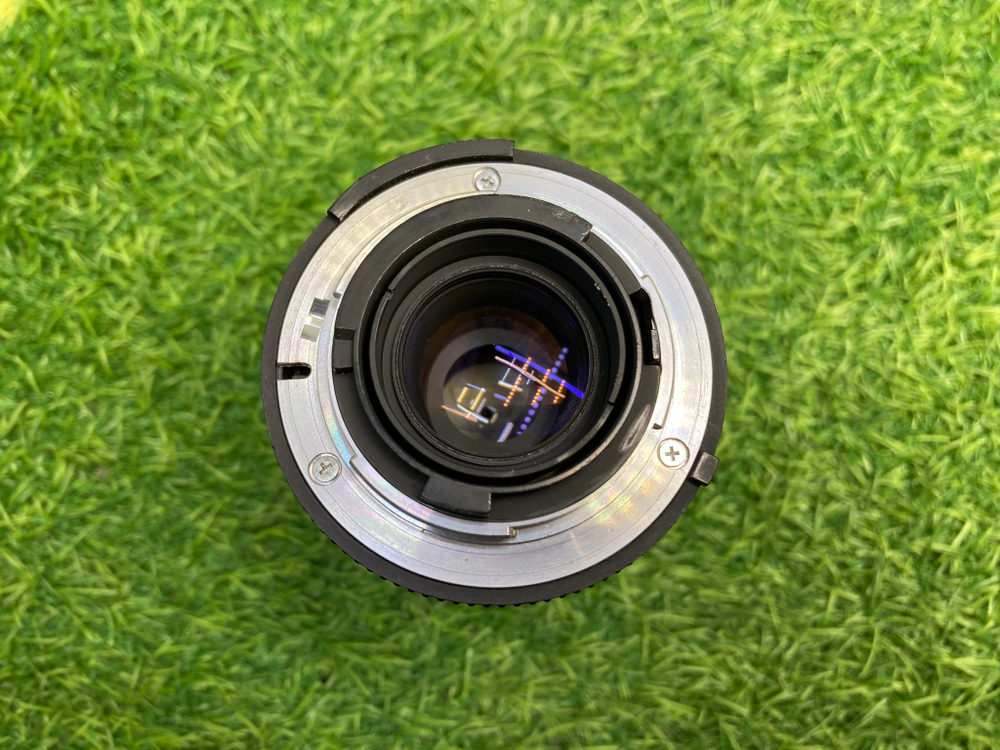 Nikon 70-210mm 4.5-5.6 Zoom-Nikkor