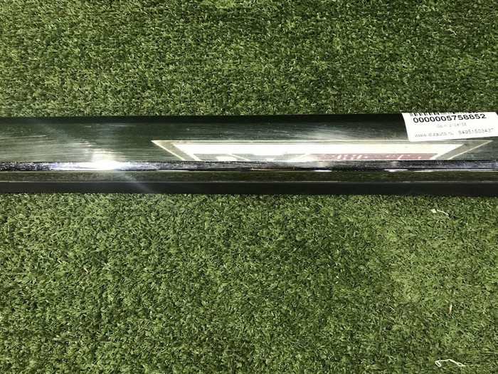 Молдинг двери передний правый Toyota Land Cruiser 200 (2015-2021)