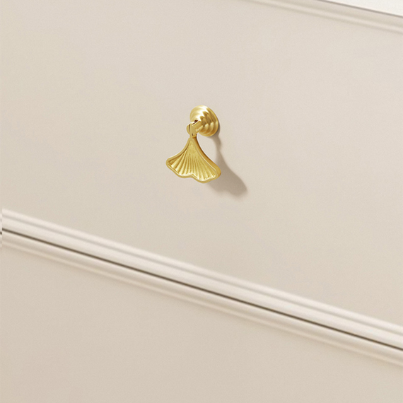 Мебельная кнопка