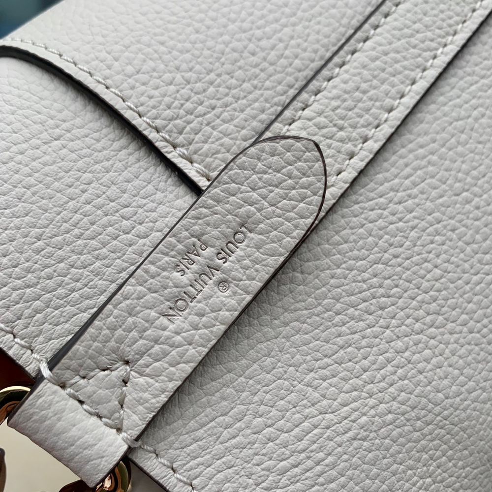 Louis Vuitton Lock and Walk