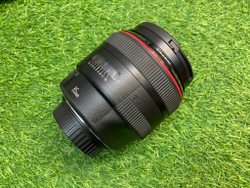 Canon EF 85mm 1.2L II USM