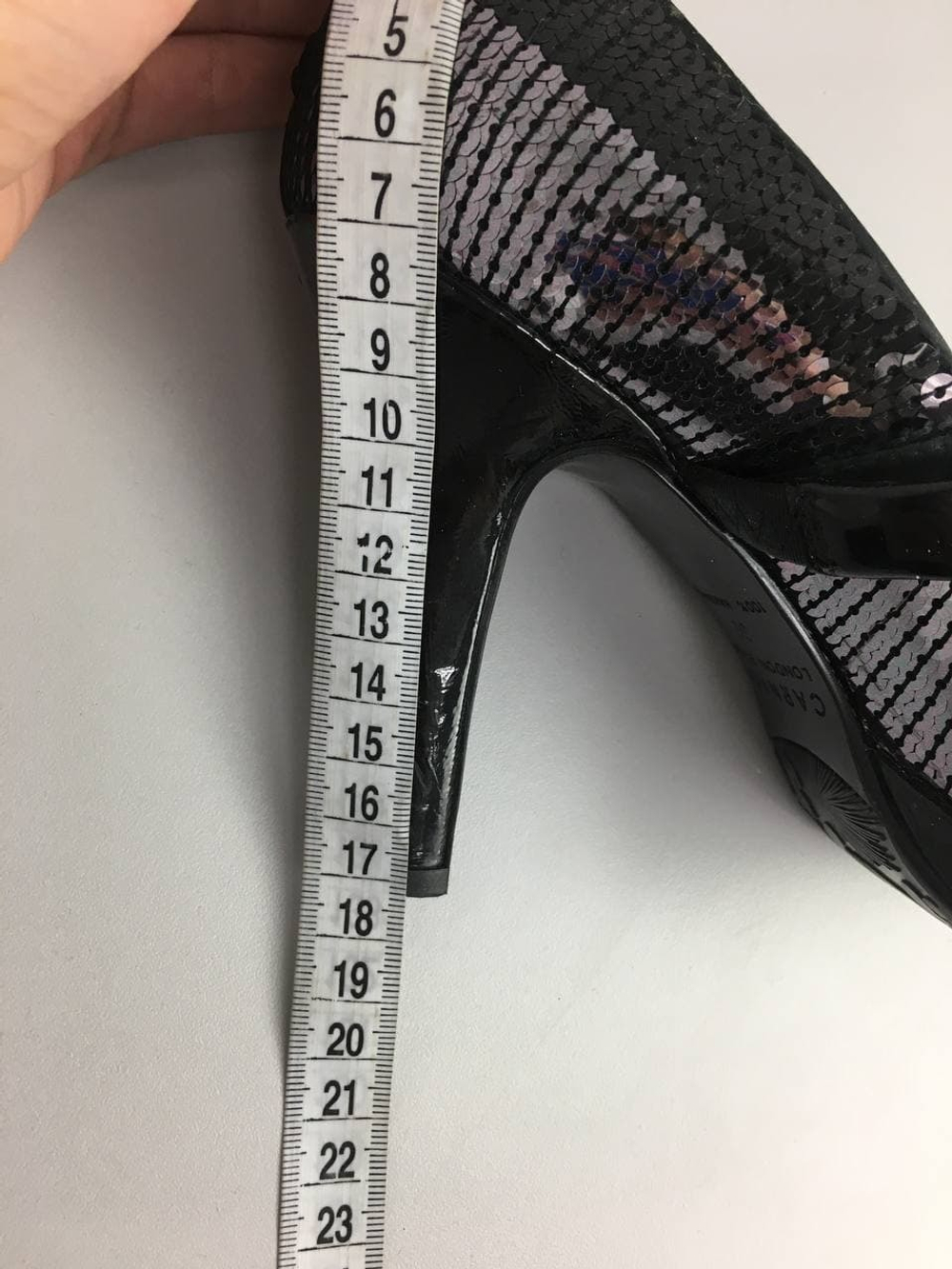 Туфли Carnaby блестящие 39 размер