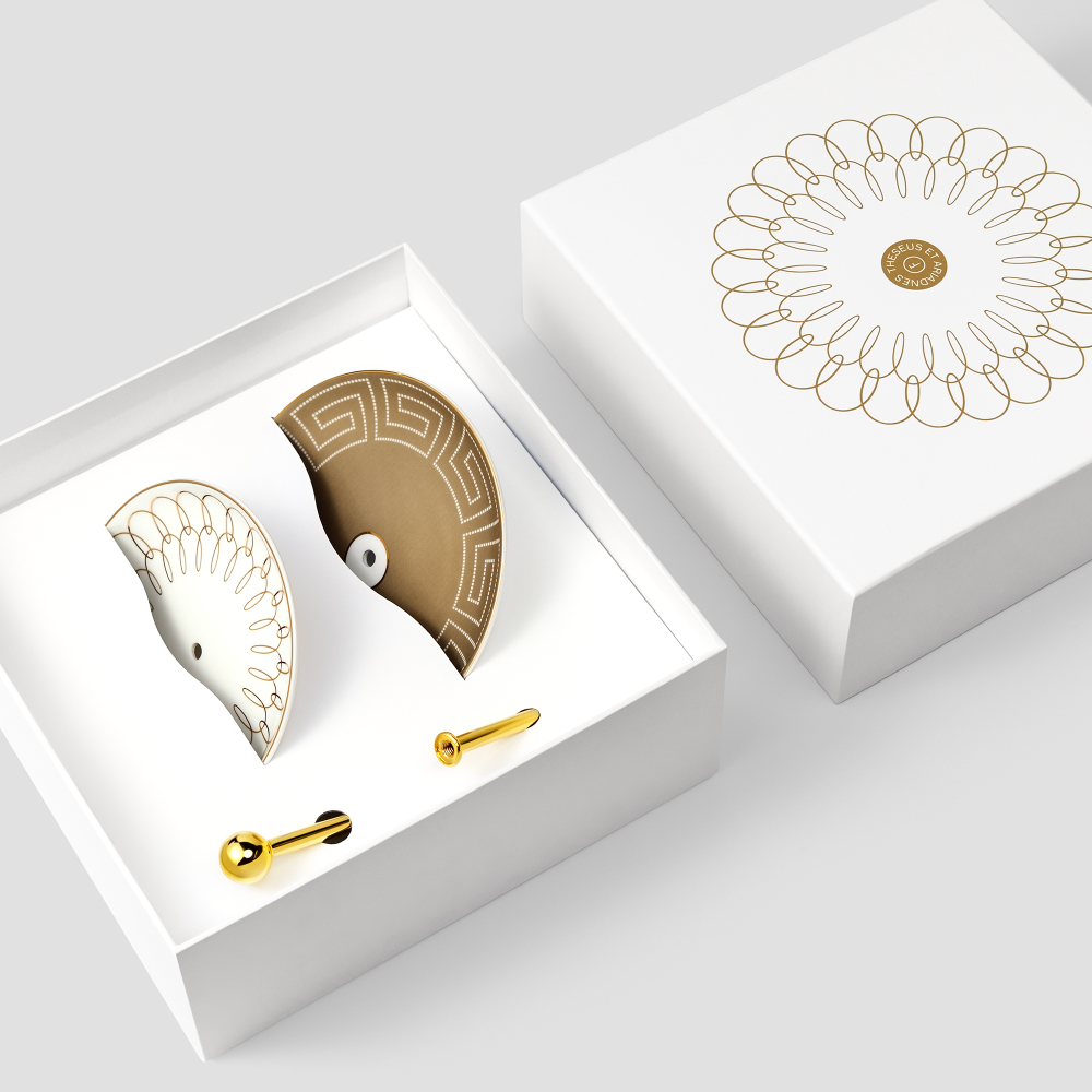 Этажерка для десертов Farforite «Нить Ариадны» в подарочной коробке