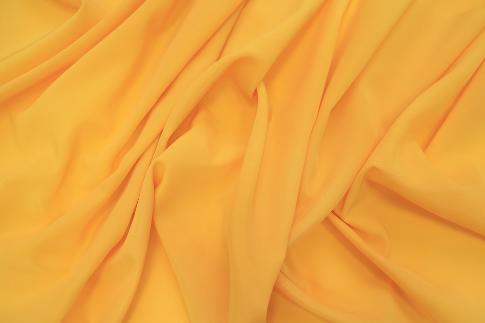 Креп плательный желто-золотой