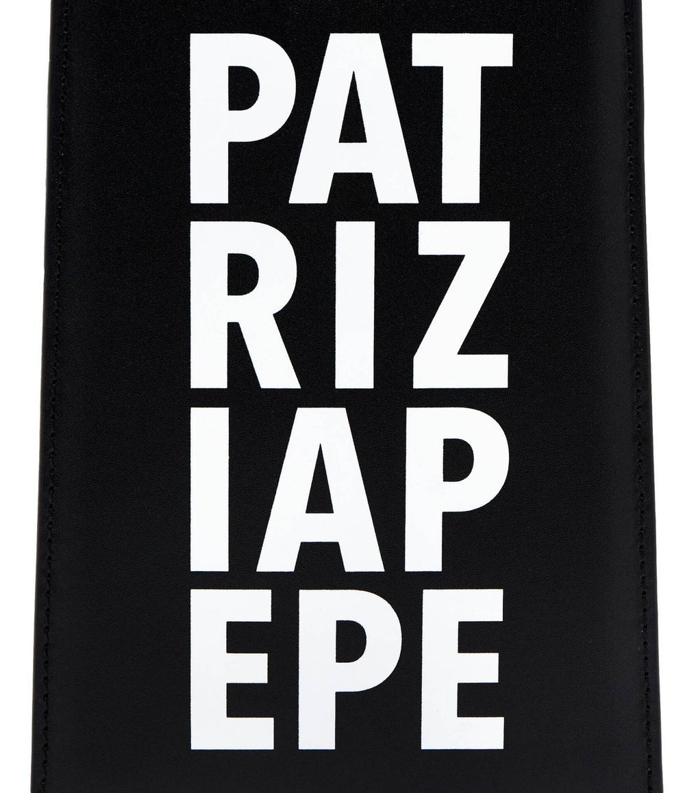 Кожаная сумка для телефона Patrizia Pepe - черный(8B0052 L100)