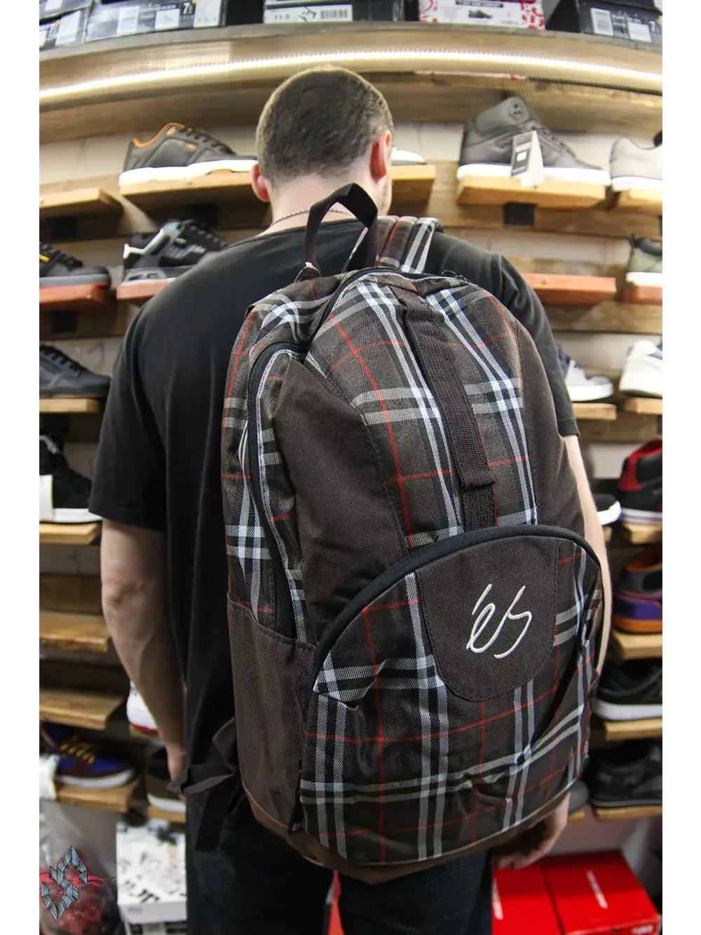 Скейтерский y2k рюкзак 21L от Savitar Dakine Etnies Vans