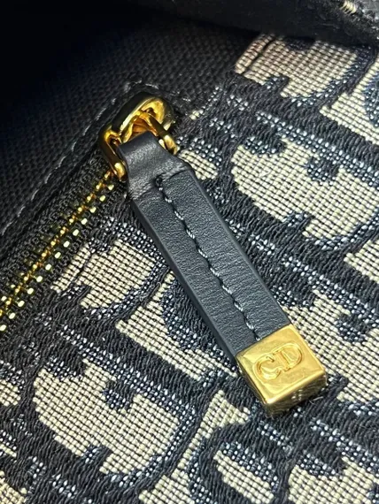 Сумка Dior 30 Montaigne жаккард Oblique
