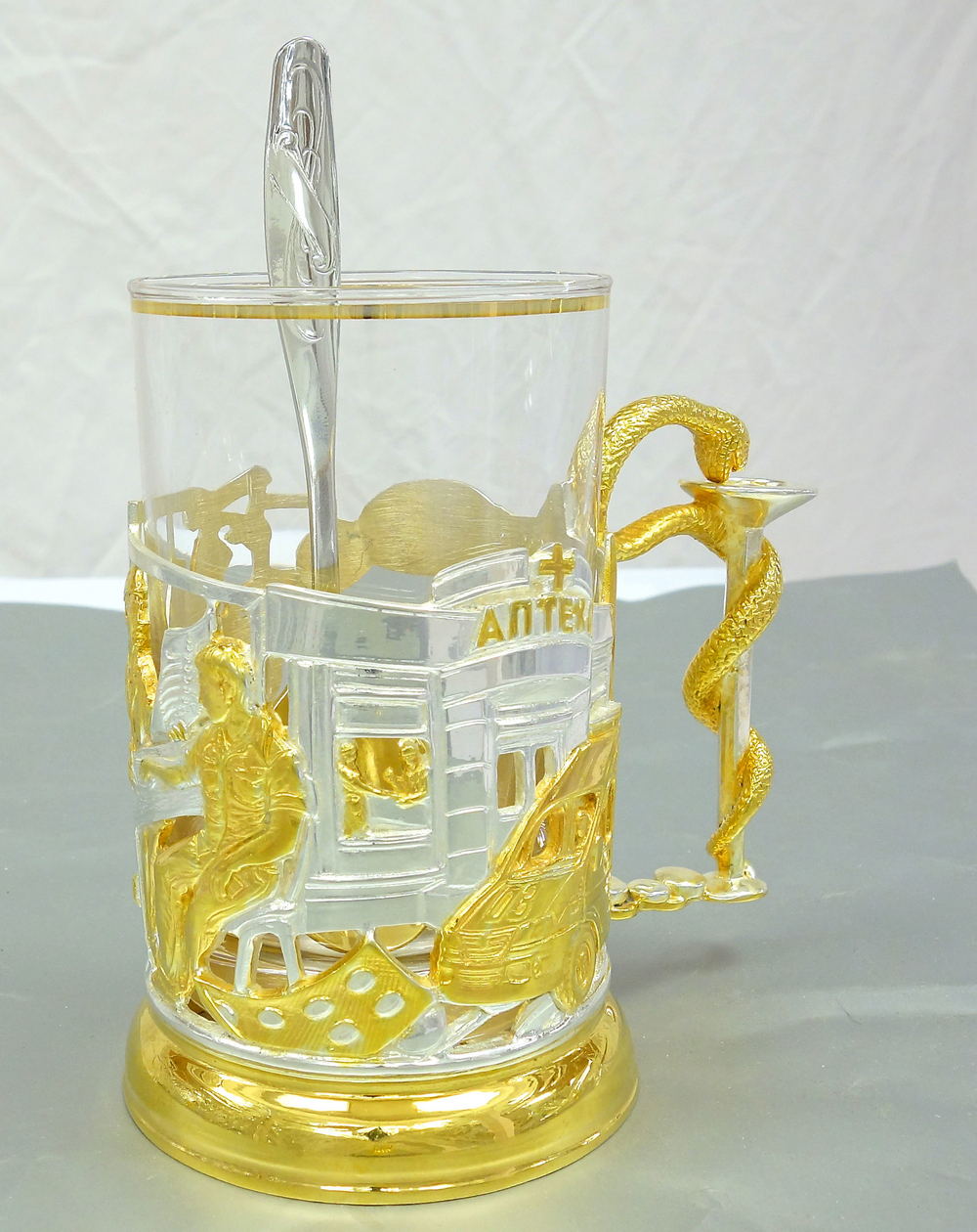 Подстаканник "Подарок врачу"