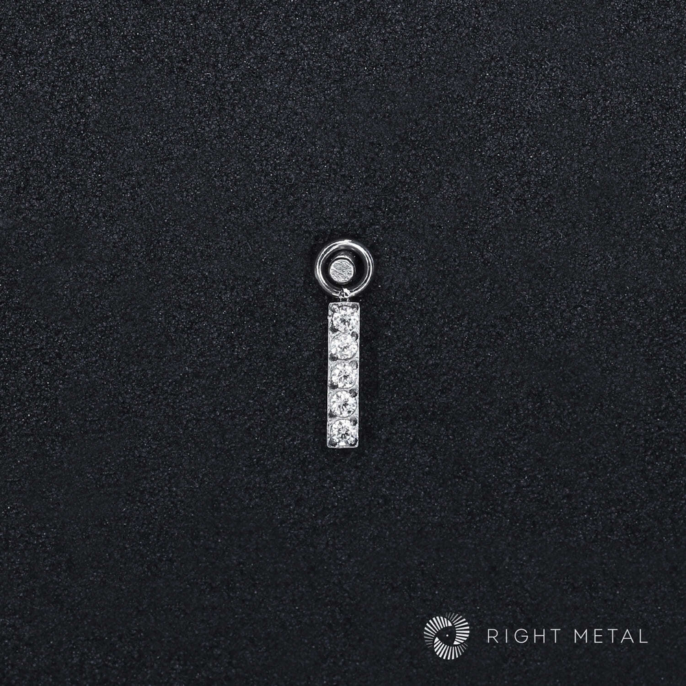 Charm Line 5K Crystal