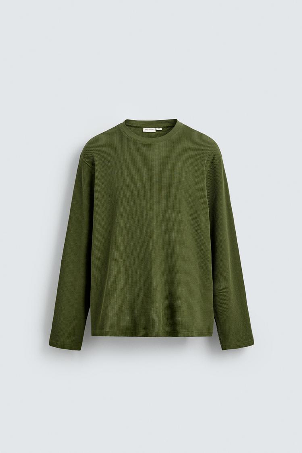 ZARA ФУТБОЛКА ИЗ РИФЛЕНОГО ТРИКОТАЖА, ХАКИ