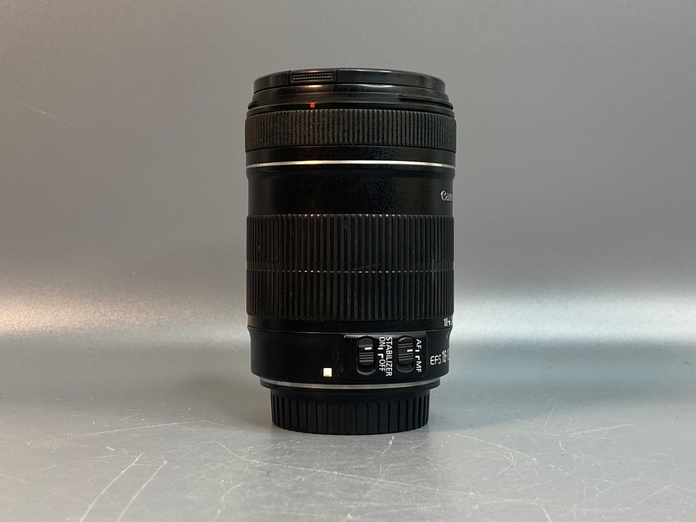 Canon EF-S 18-135mm 3.5-5.6 IS