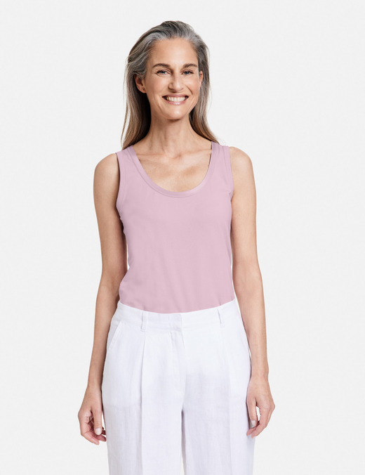 Приталенный топ из мягкого модала