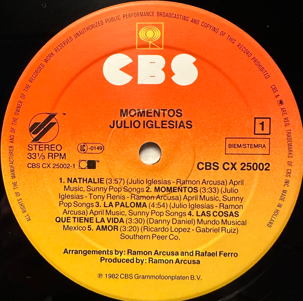 Julio Iglesias - Momentos (Голландия 1984г.)
