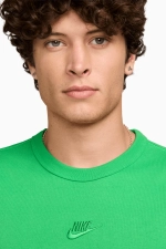 Футболка Nike Sportswear Premium Essentials - зеленый
