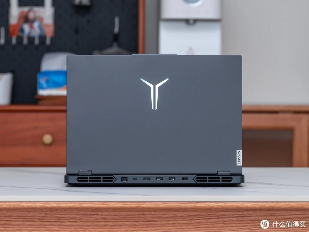 Ноутбук Lenovo Legion 5 Pro 2024 (Y9000P), Наличие в Москве, 16.0' 2.5К 165Hz, Игровой ноутбук 16", Intel Core i9-14900HX (2.39 ГГц), RAM 16 ГБ, SSD 1024 ГБ, NVIDIA GeForce RTX 4060 для ноутбуков (8 Гб), Windows Pro, серый