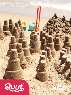 Формочки для 3-уровневых пирамид из песка и снега Quut Alto. Цвет: вишнёвый + сладкий розовый + жёлтый (Cherry + Sweet Pink + Yellow)