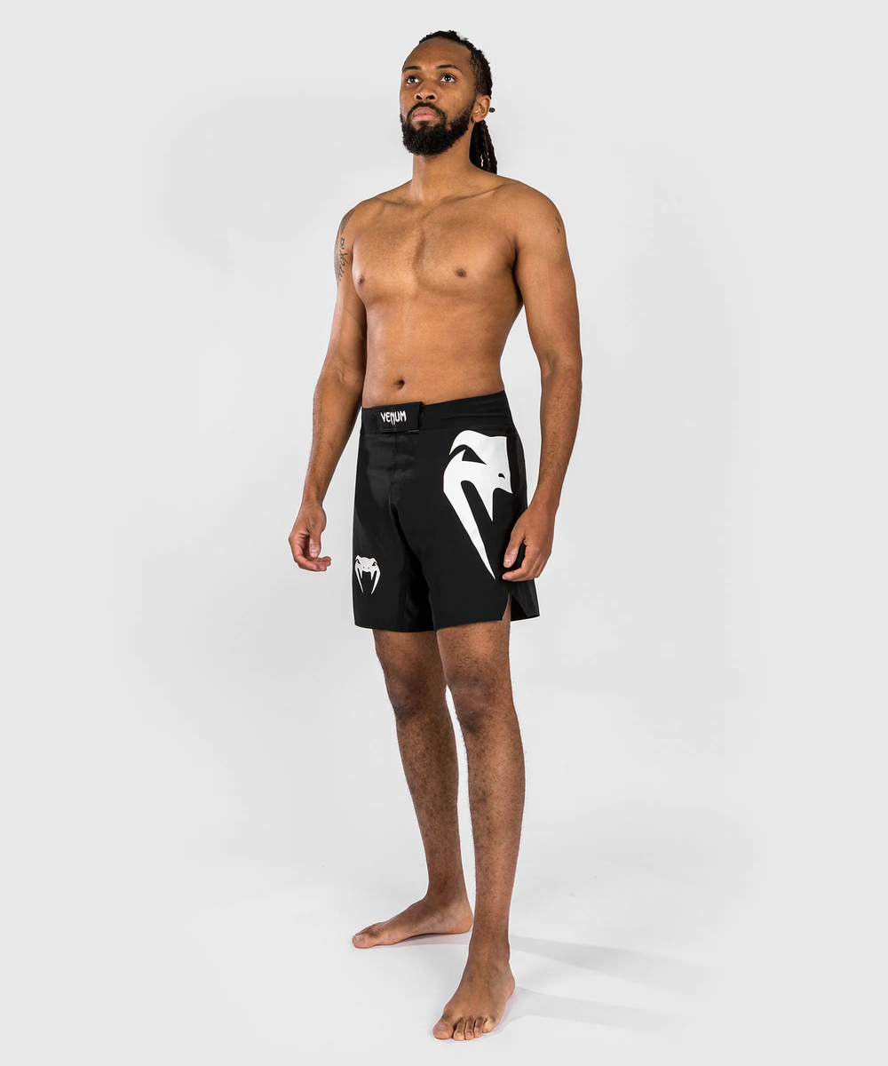 Шорты ММА Venum Light 5.0 Black/White
