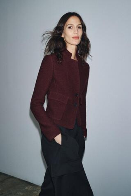 ZARA ПРИТАЛЕННАЯ БУКЛИРОВАННАЯ КУРТКА ИЗ ШЕРСТИ — ZW COLLECTION, ВИННЫЙ