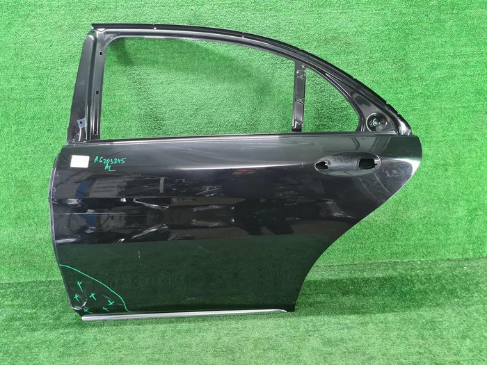 Дверь задняя левая Mercedes S w222 (2013-2020)
