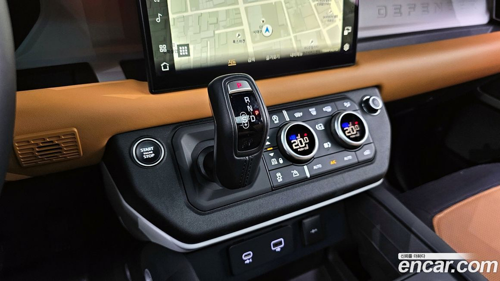 Land Rover Defender (L663) 130 D300 X-Dynamic HSE (08.2023)