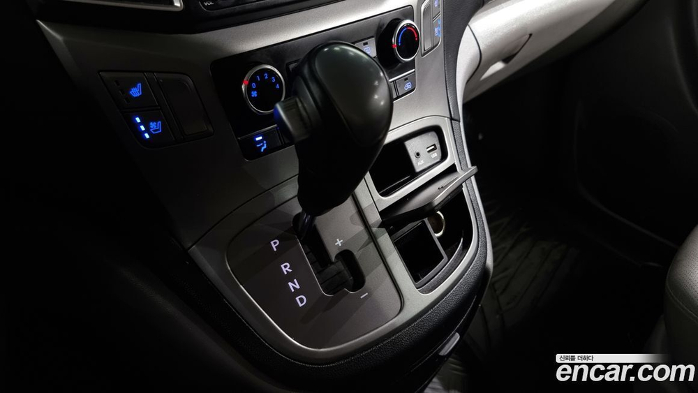 Hyundai The New Grand Starex Van 5인승 (04.2020)