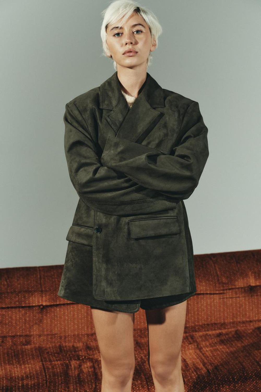 ZARA БЛЕЙЗЕР ПОД ЗАМШУ, ЦВЕТ МХА