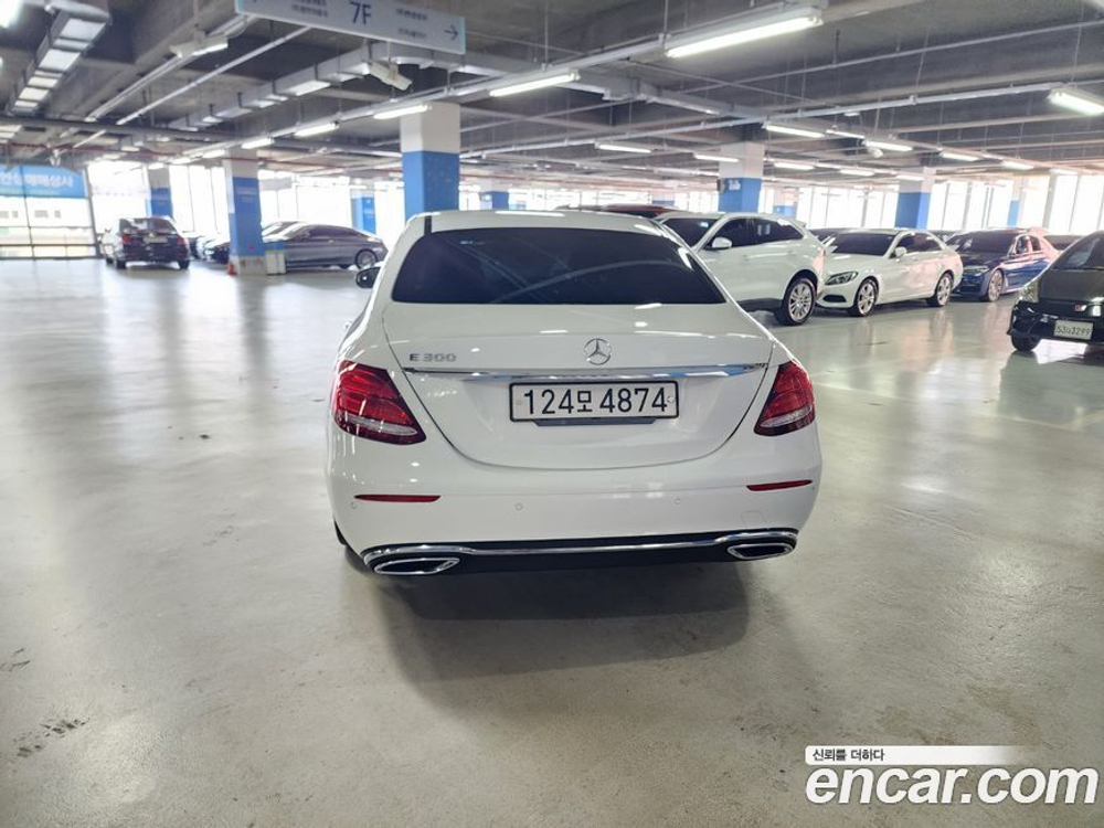 Mercedes-Benz E-Class W213 E300 Avangarde (06.2020)