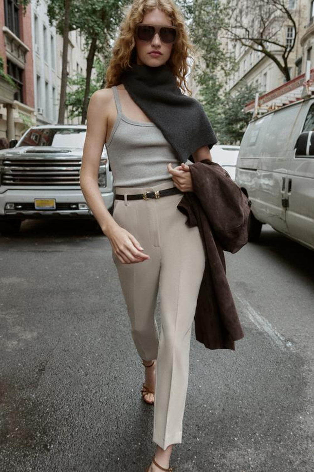 ZARA БРЮКИ С ВЫСОКОЙ ПОСАДКОЙ И РЕМНЕМ, СВЕТЛЫЙ ЖЕЛТО-КОРИЧНЕВЫЙ