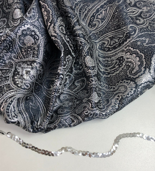 Парча жаккард огурцы, черный/серебро