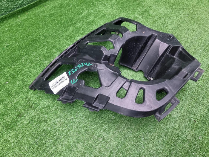 Кронштейн ПТФ правый Mini Hatch F56 (2013-2018)