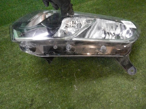 Битая Фара левая Lada Largus 1 (2021-н.в.) галоген