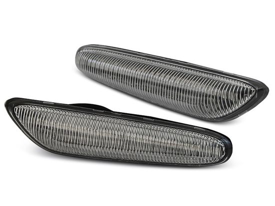 Повторители указателей поворота для BMW E46 / E60 / E82 / E87 / E90 LED динамические светлые