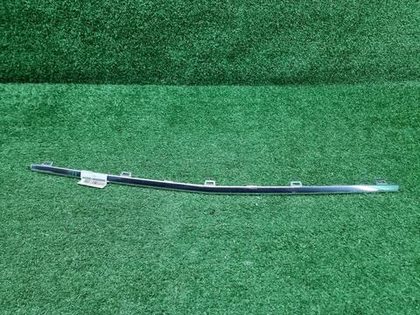 Молдинг перед. бампера Mercedes GLE V167 18-24 AMG