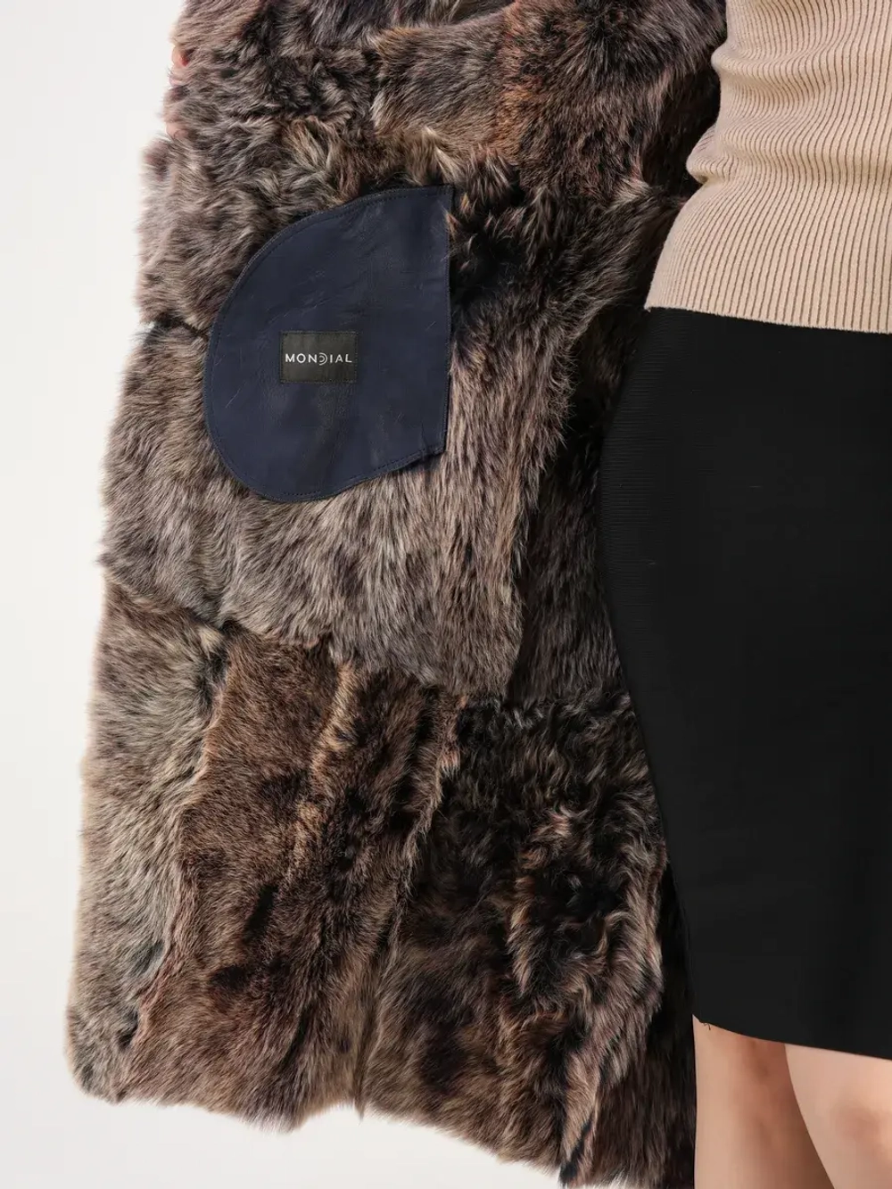 Дубленка зимняя натуральная с капюшоном длинная и теплая