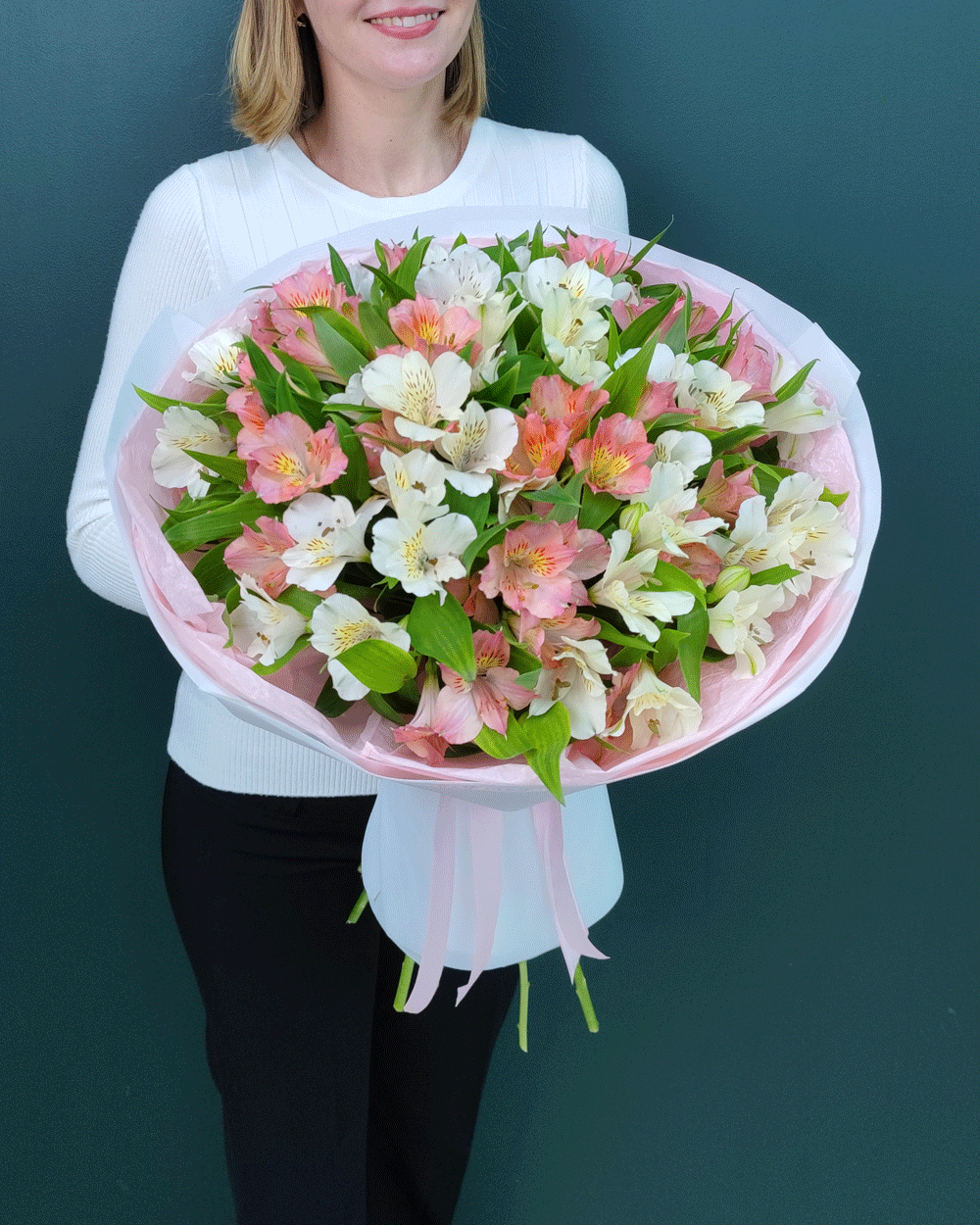 Букет белая и розовая альстромерия 15 шт(00173)