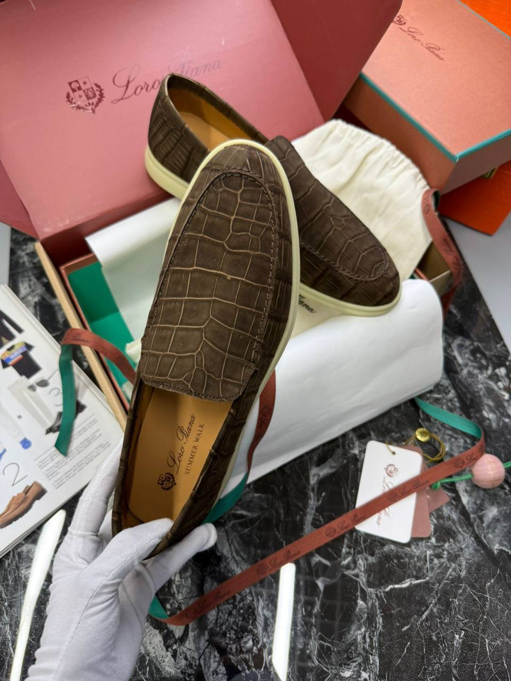 Лоферы Loro Piana кожи крокодила
