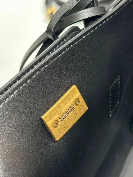 Сумка BALENCIAGA Bel Air Carry All Bag черный/золото