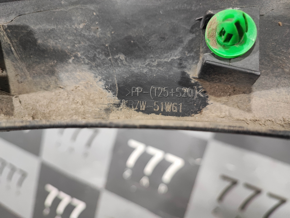 Накладка крыла заднего левого Mazda CX-5 2 (KF) 17-нв Б/У Оригинал KB7W51W60E