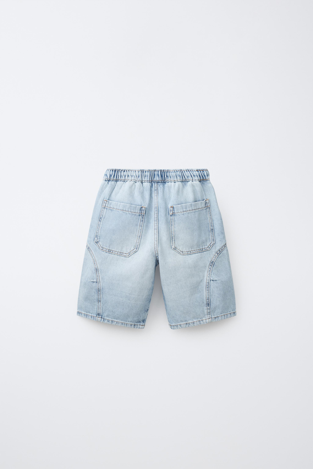 ZARA ДЖИНСОВЫЕ ШОРТЫ BARREL, ВЫЦВЕТШИЙ СИНИЙ
