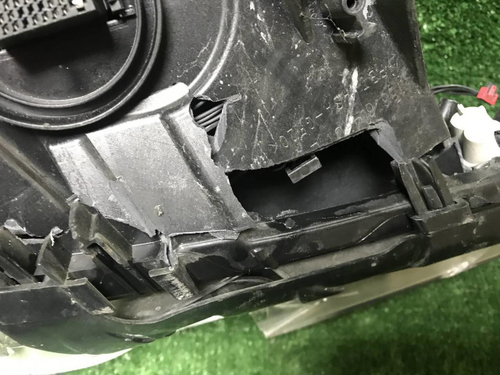 Битая Фара левая BMW 5er F10, F11 (2013-2017) LED