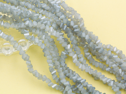 Нить бусин для украшений 4мм (ювелирное стекло)