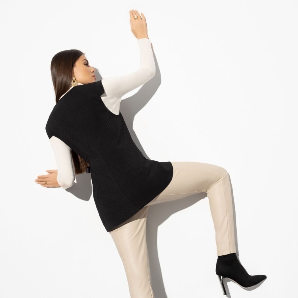 Жилет Циклы моды (блэк) Charutti (Акция)