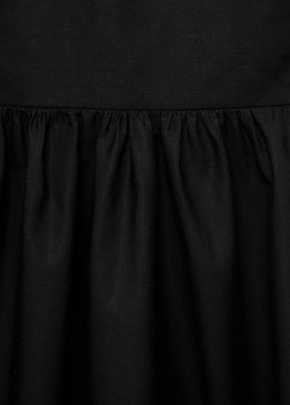 Платье с горловиной халтер и перекрестными деталями на спине