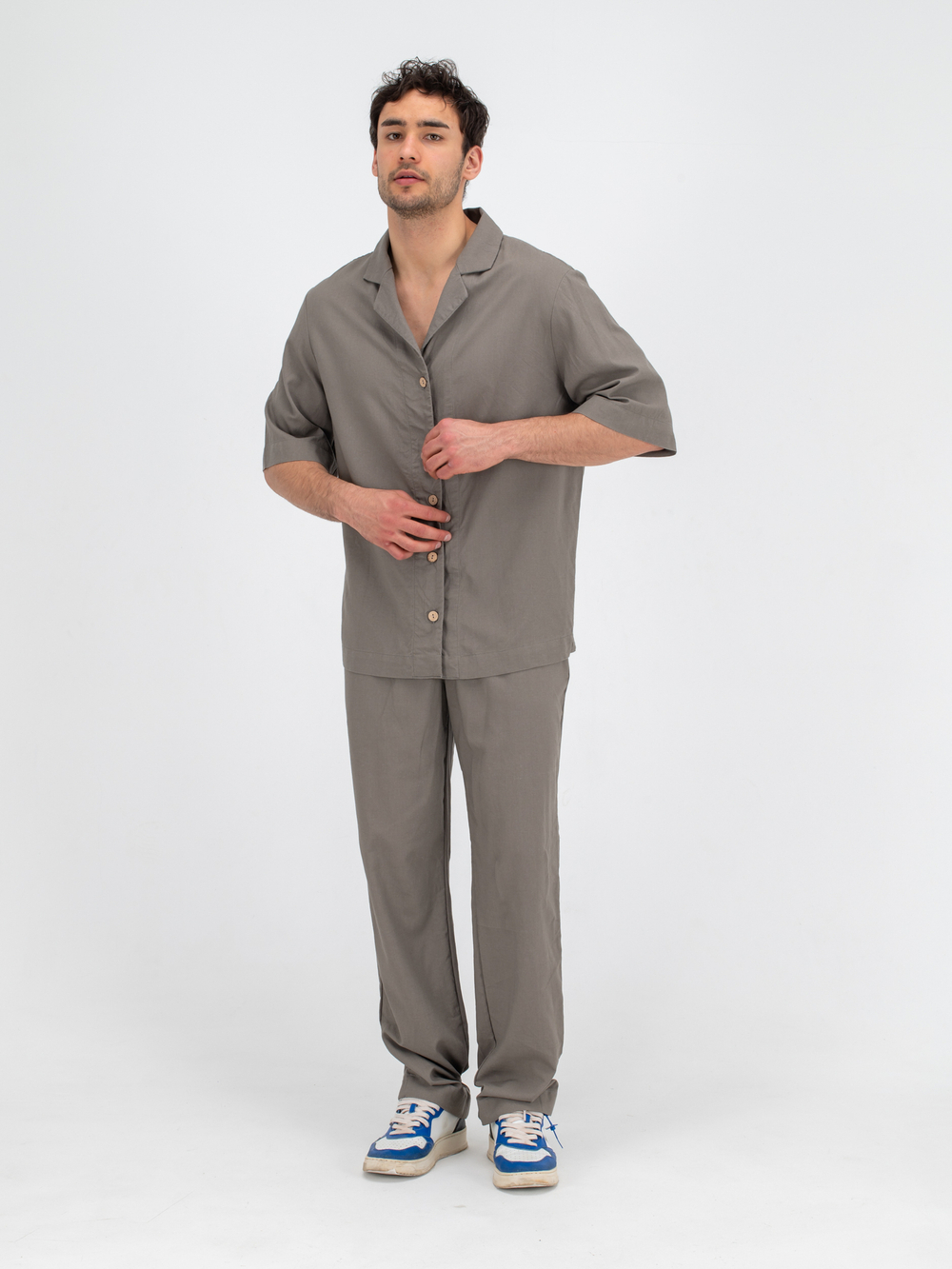 Костюм льняной с брюками. Хаки