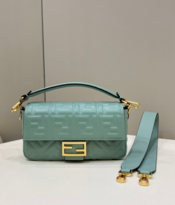 Fendi Baguette 27 cm