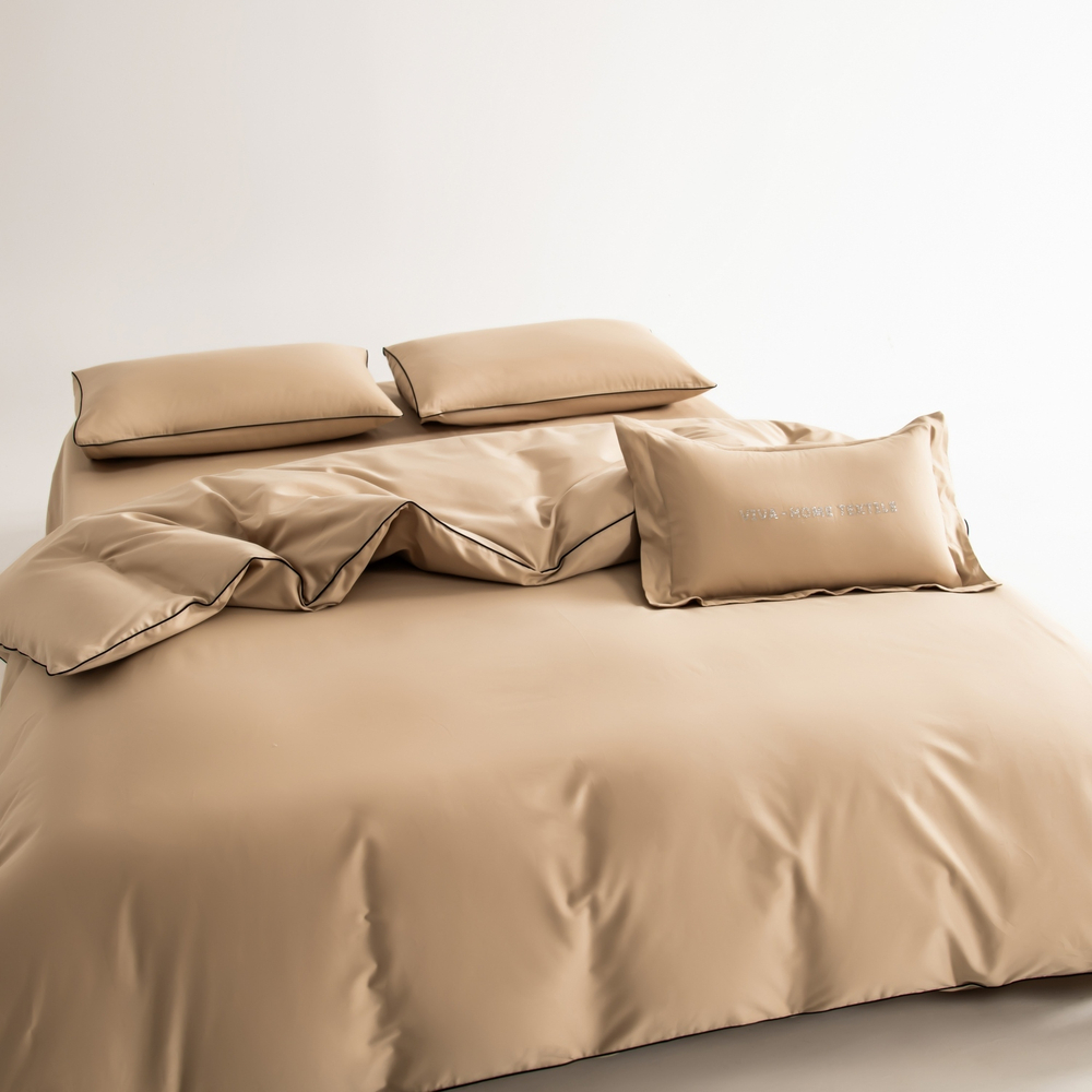 КПБ Однотонный Сатин Элитный на резинке OCER005, Евро, 4 наволочки, простынь 140*200*30