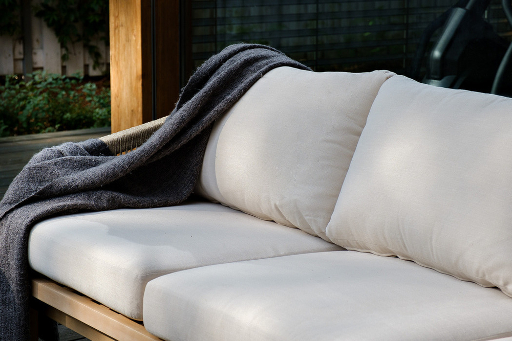 Диван из акации RIMINI 3-х местный