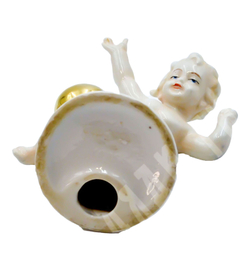 Путти с мячиком. Фарфор, позолота. Германия, Графенталь (?) (Gräfenthal). 1930-70-е гг.